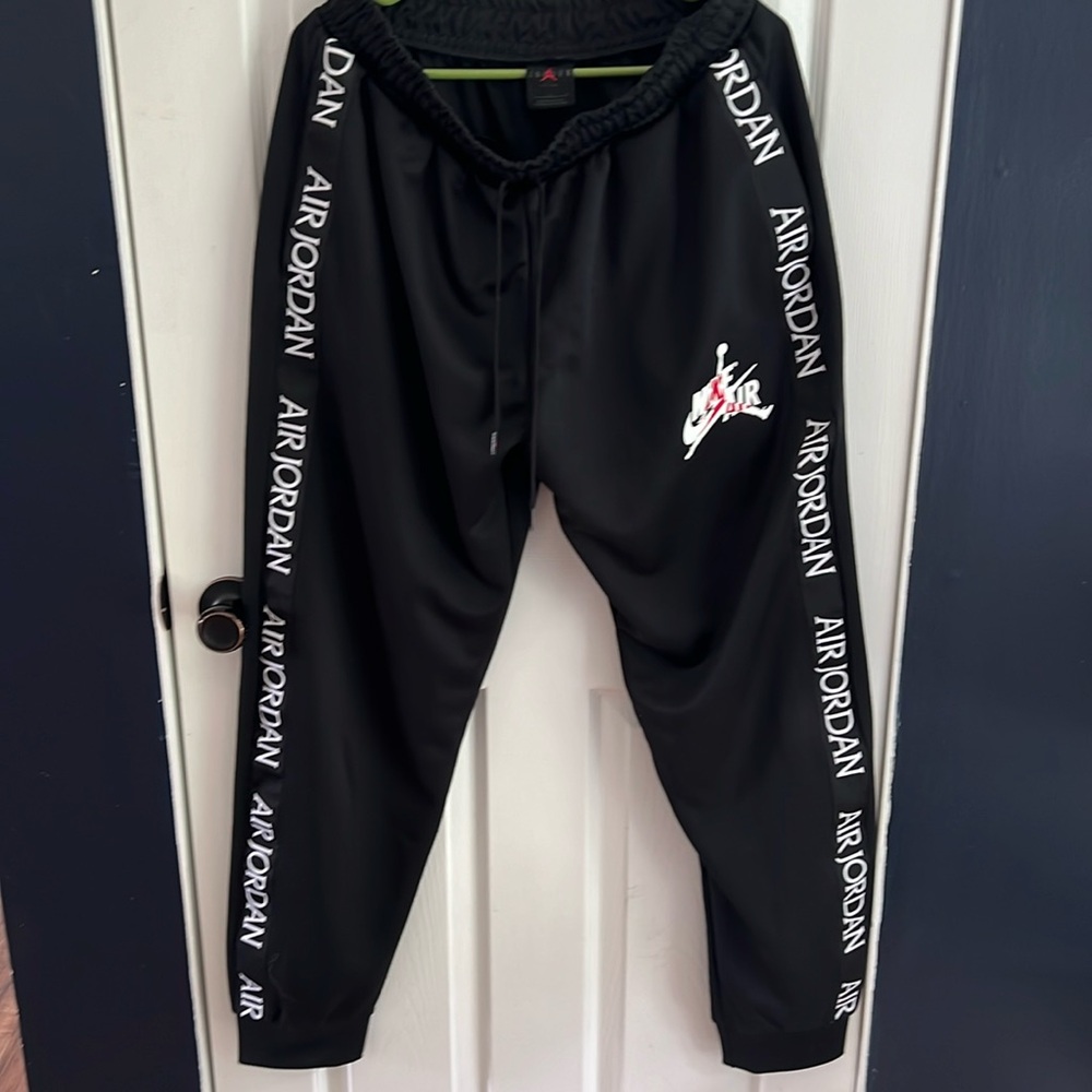 Air Jordan Joggers.